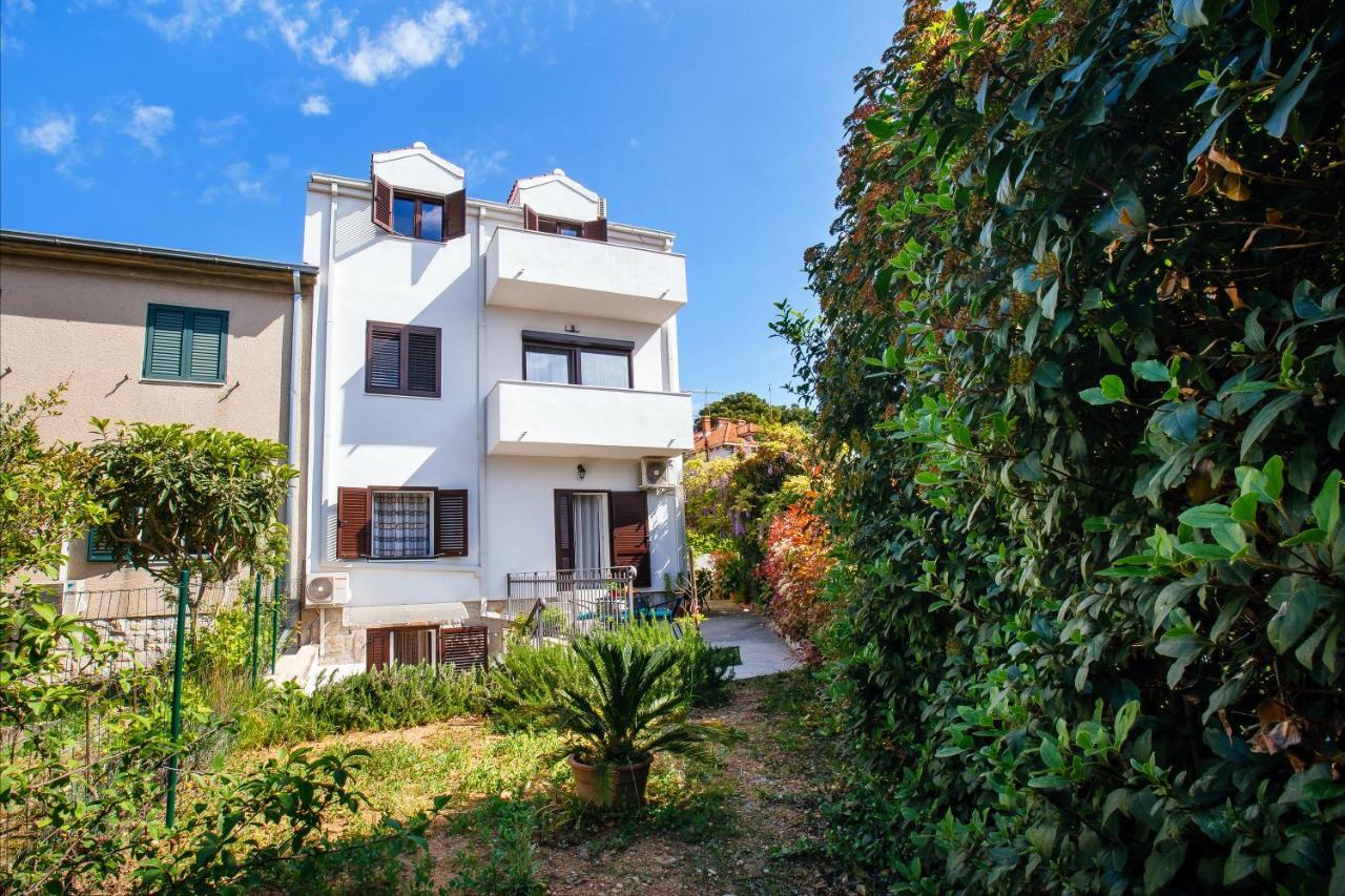 Apartment Nives In The City Center - Free Parking Split Dış mekan fotoğraf