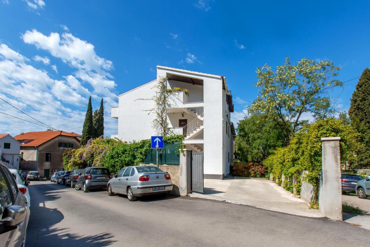 Apartment Nives In The City Center - Free Parking Split Dış mekan fotoğraf