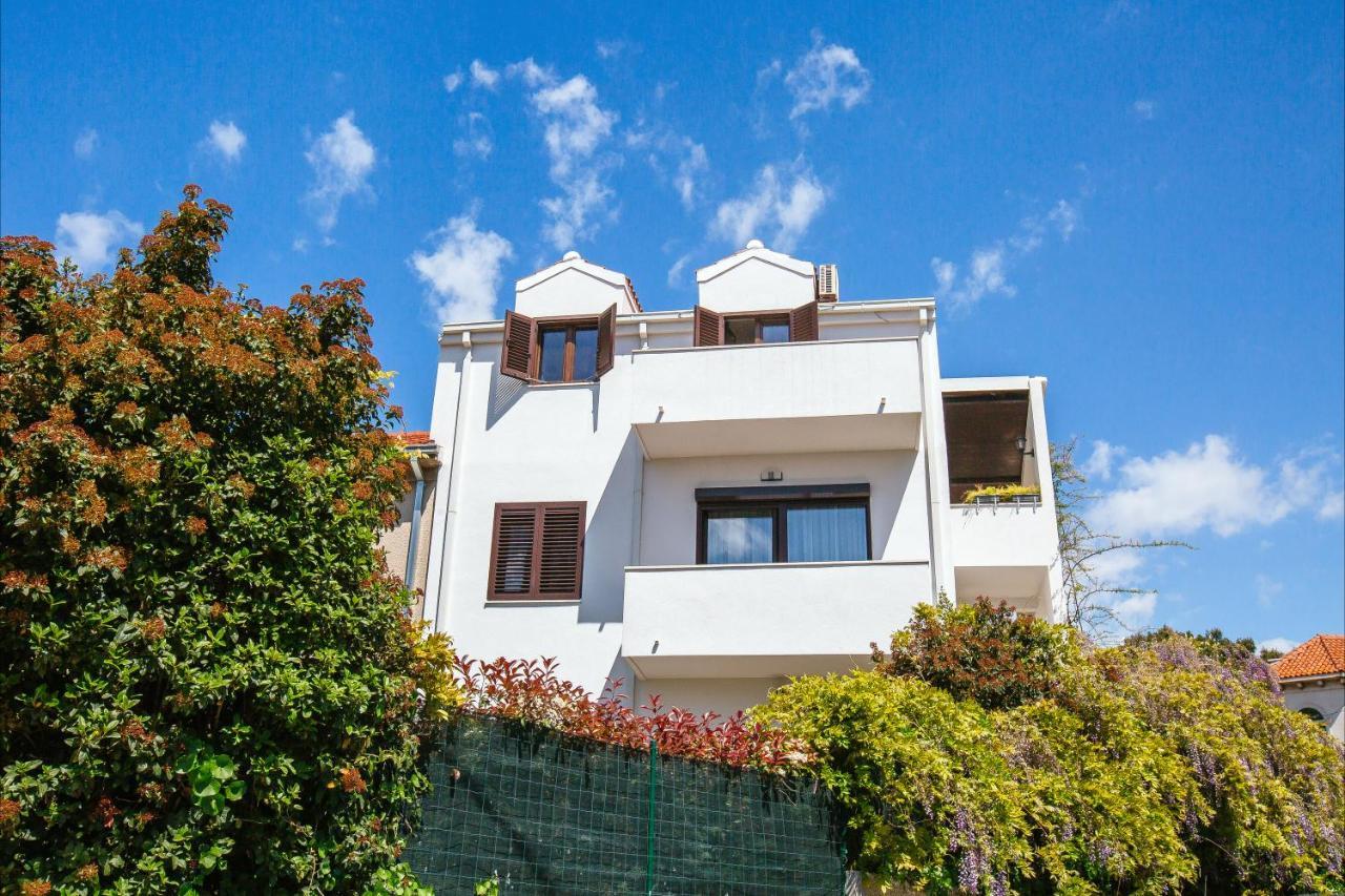 Apartment Nives In The City Center - Free Parking Split Dış mekan fotoğraf