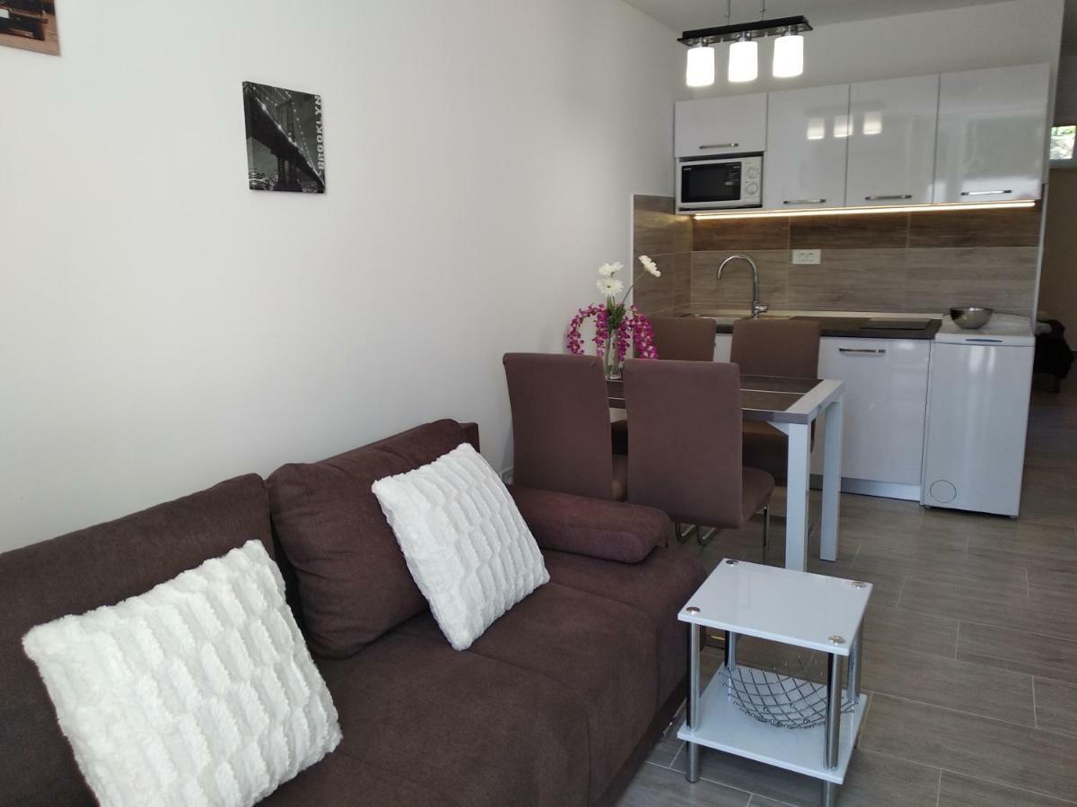Apartment Nives In The City Center - Free Parking Split Dış mekan fotoğraf