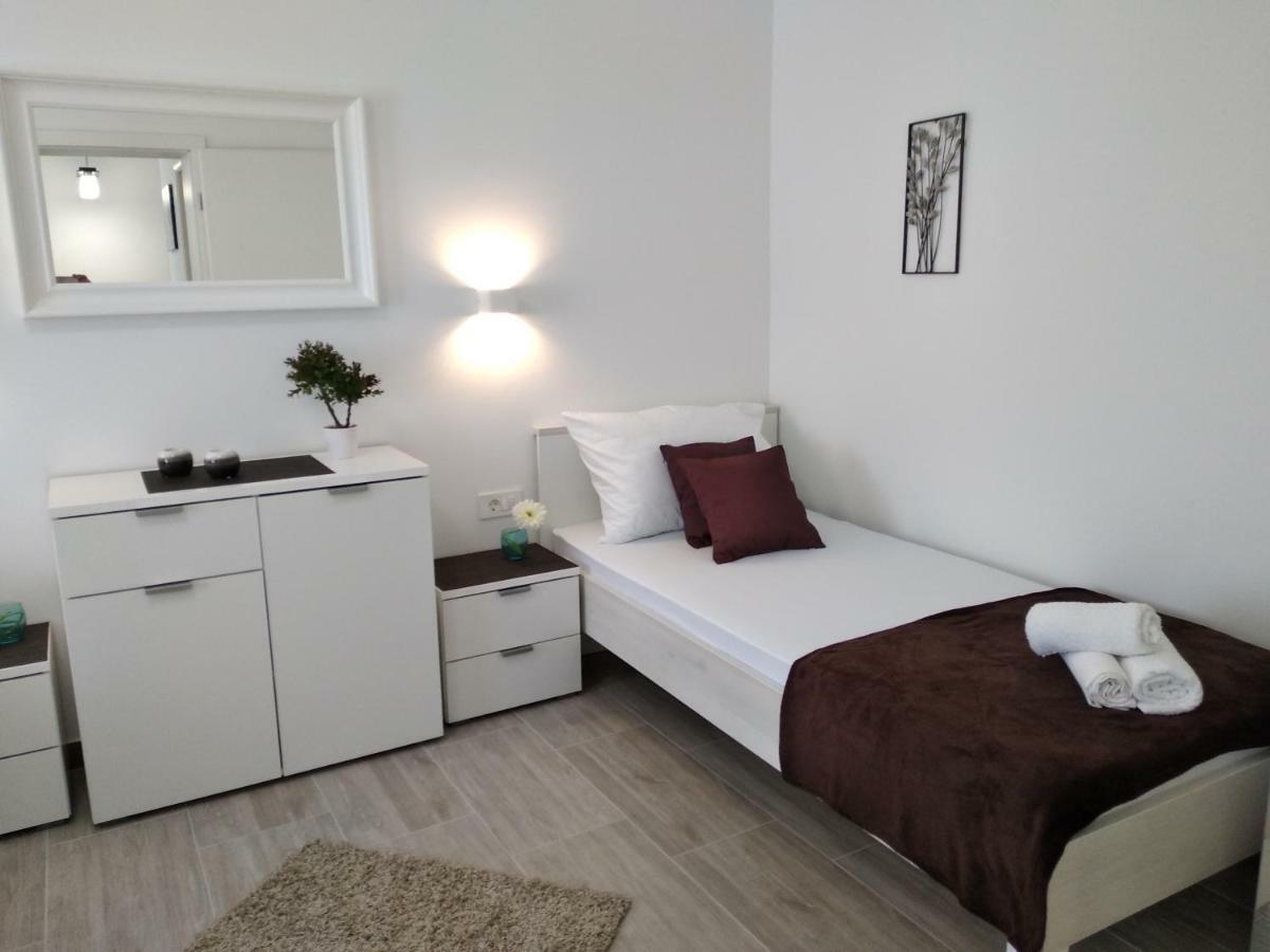Apartment Nives In The City Center - Free Parking Split Dış mekan fotoğraf
