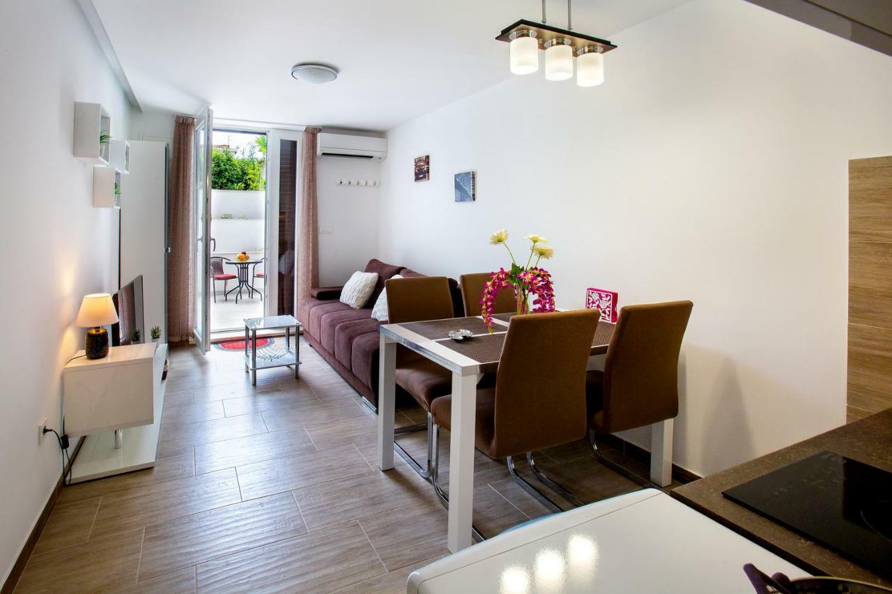 Apartment Nives In The City Center - Free Parking Split Dış mekan fotoğraf